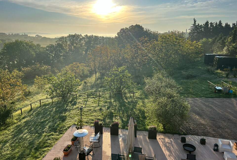 Villa San Lorenzo Umbrian Estate - Castiglione Del Lago, Italy