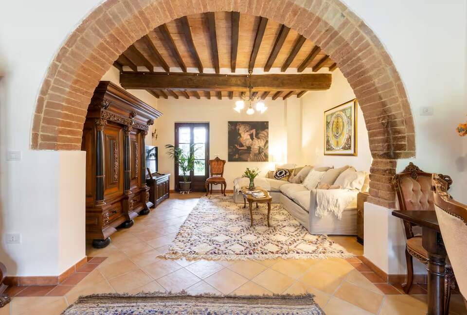 Villa San Lorenzo Umbrian Estate - Castiglione Del Lago, Italy