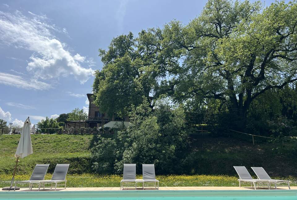 Villa San Lorenzo Umbrian Estate - Castiglione Del Lago, Italy