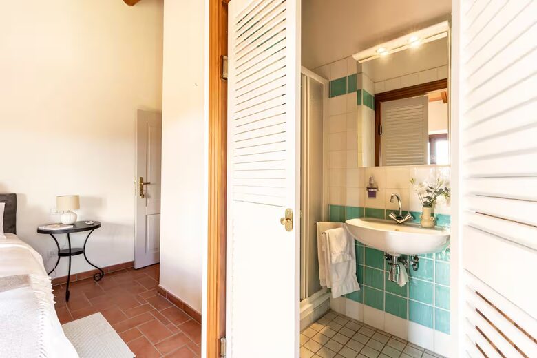 Villa San Lorenzo Umbrian Estate - Castiglione Del Lago, Italy