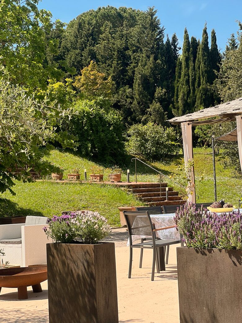 Villa San Lorenzo Umbrian Estate - Castiglione Del Lago, Italy