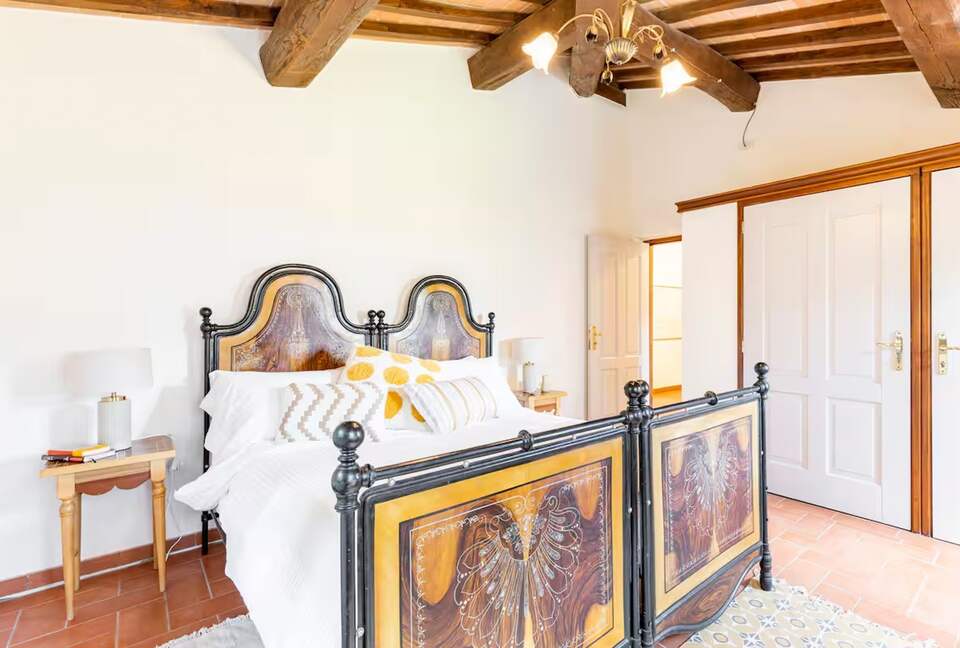 Villa San Lorenzo Umbrian Estate - Castiglione Del Lago, Italy