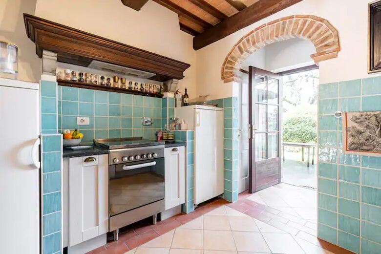 Villa San Lorenzo Umbrian Estate - Castiglione Del Lago, Italy