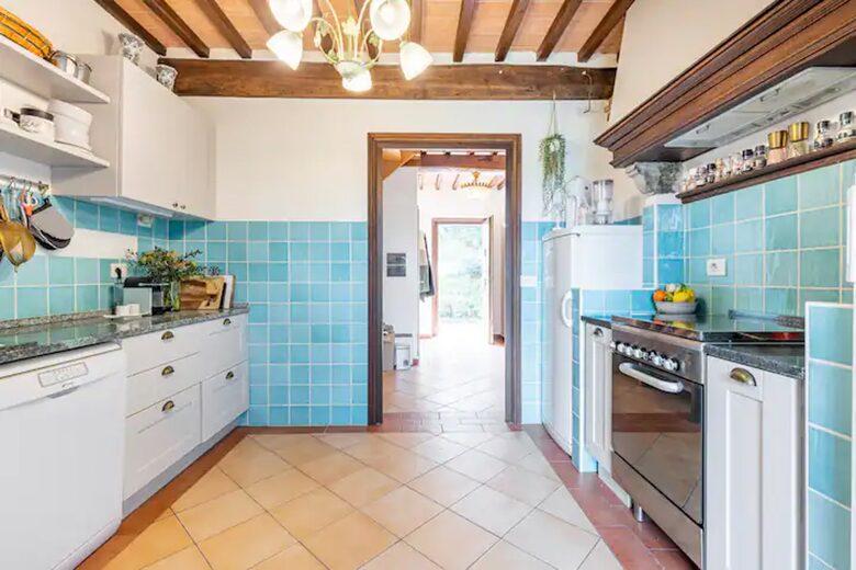 Villa San Lorenzo Umbrian Estate - Castiglione Del Lago, Italy