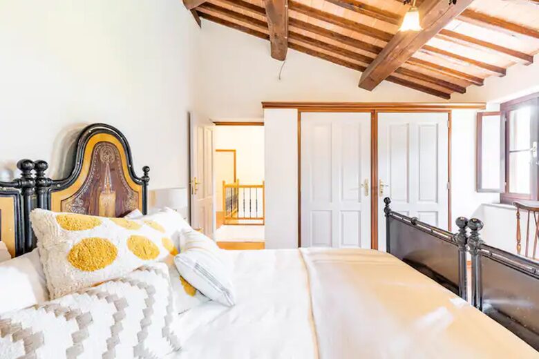 Villa San Lorenzo Umbrian Estate - Castiglione Del Lago, Italy