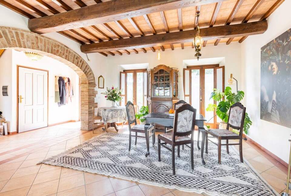 Villa San Lorenzo Umbrian Estate - Castiglione Del Lago, Italy