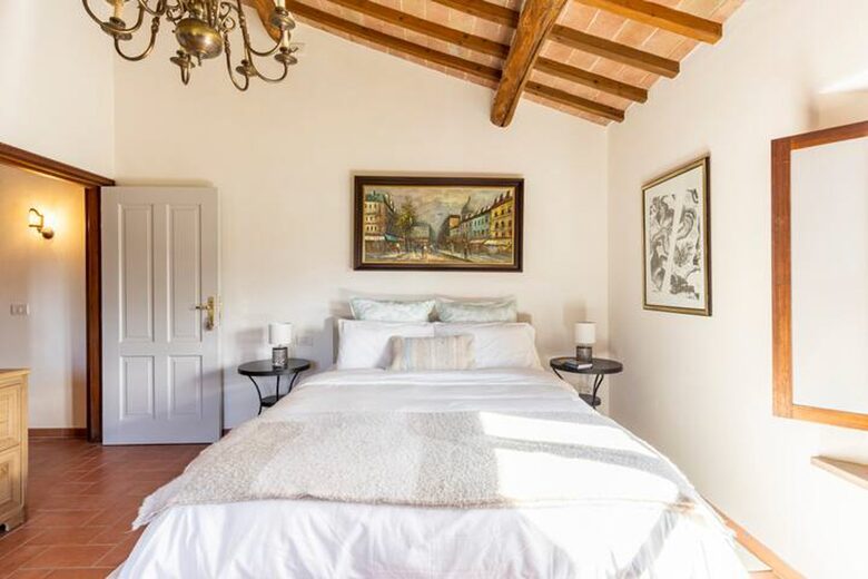 Villa San Lorenzo Umbrian Estate - Castiglione Del Lago, Italy