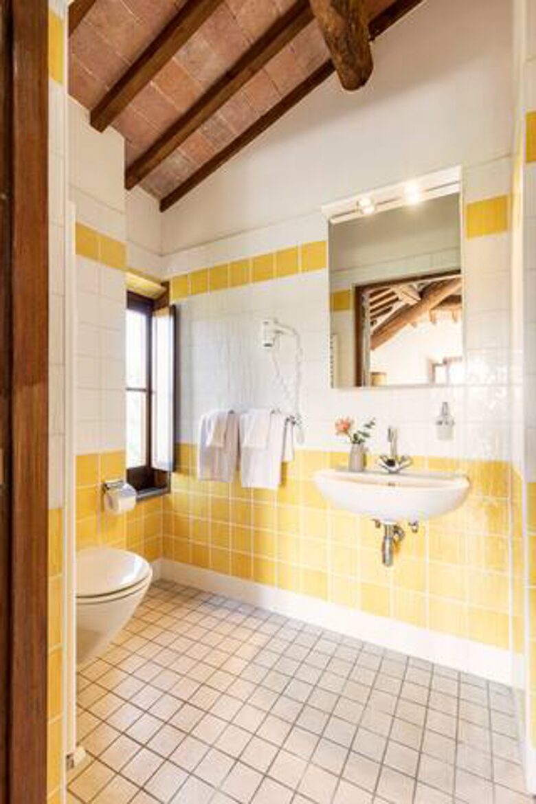 Villa San Lorenzo Umbrian Estate - Castiglione Del Lago, Italy