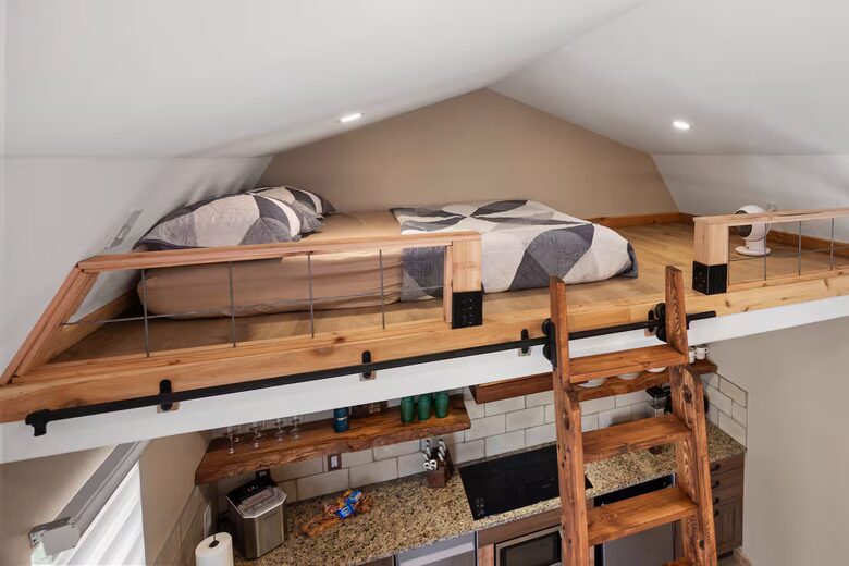 Secluded Hill Country Cabin with Sauna & Pool - Wimberley, Texas