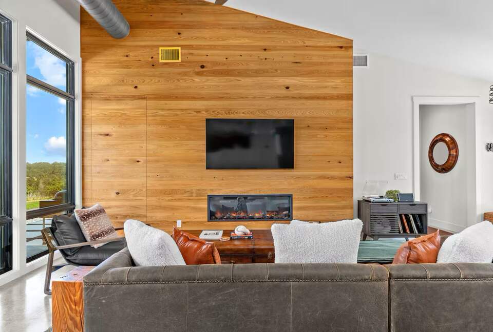 Secluded Fredericksburg Escape on 33 Acres - Fredericksburg, Texas