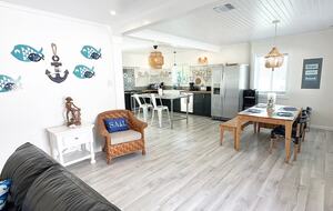 Island Retreat Steps from North Beach - Spanish Wells, Bahamas