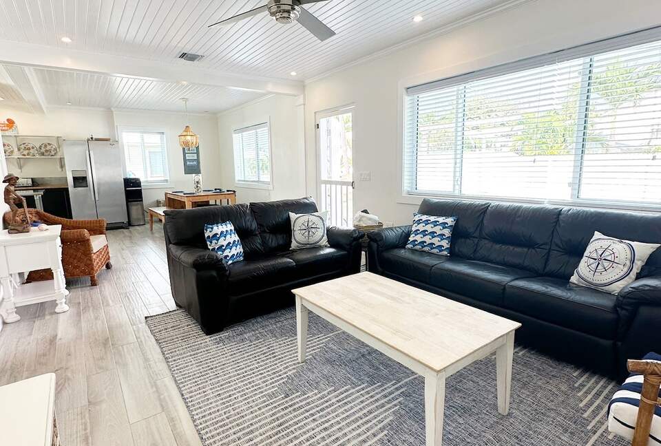 Island Retreat Steps from North Beach - Spanish Wells, Bahamas