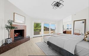 Hillside Luxe Retreat Above Sunset - Los Angeles, California