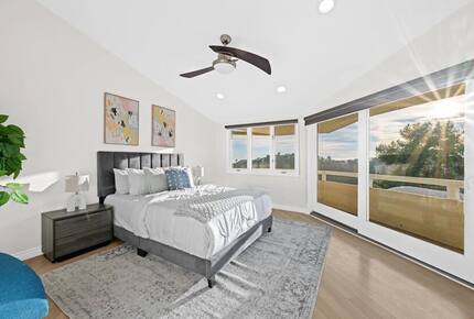 Hillside Luxe Retreat Above Sunset - Los Angeles, California