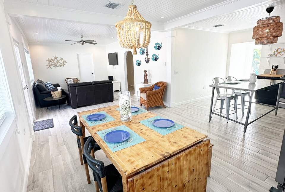 Island Retreat Steps from North Beach - Spanish Wells, Bahamas