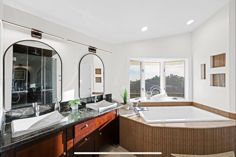 Hillside Luxe Retreat Above Sunset - Los Angeles, California