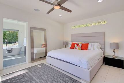 Palm Springs Modern Masterpiece - Palm Springs, California