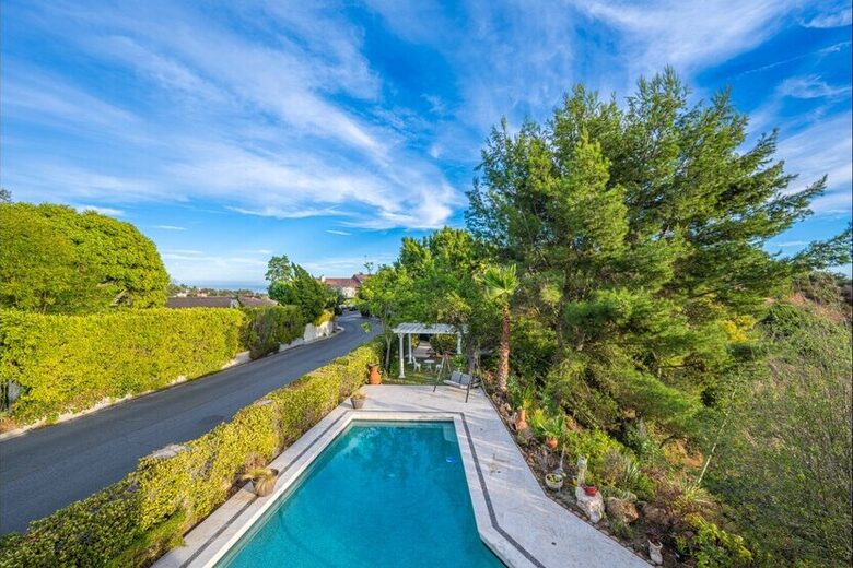 Hillside Luxe Retreat Above Sunset - Los Angeles, California