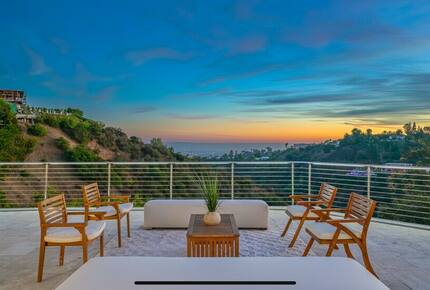 Hillside Luxe Retreat Above Sunset - Los Angeles, California