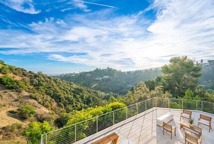 Hillside Luxe Retreat Above Sunset - Los Angeles, California