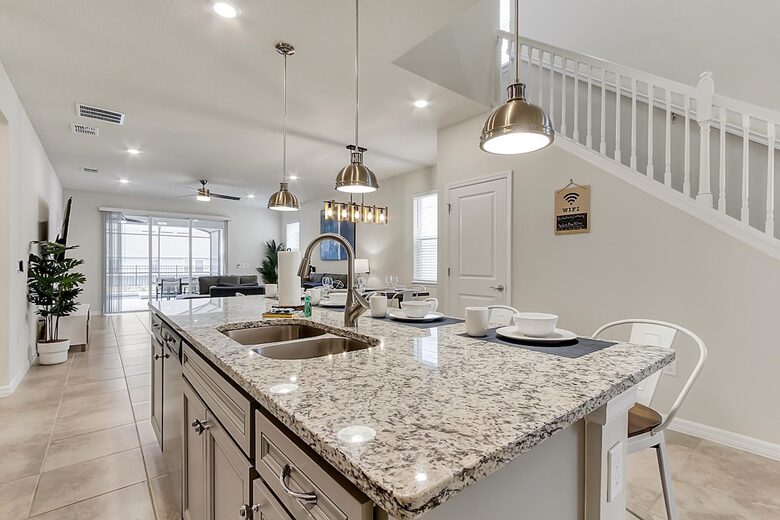 Spacious Family Villa in Windsor Island Resort - Davenport, Florida