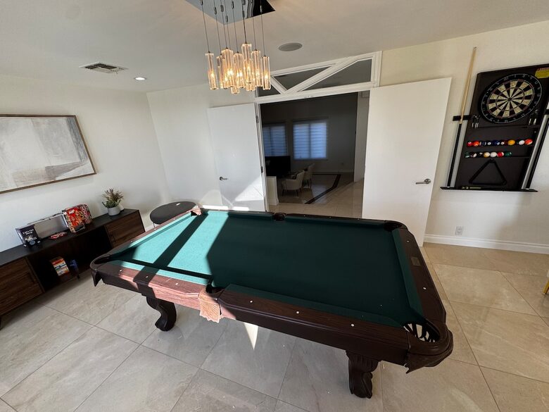 Hillside Luxe Retreat Above Sunset - Los Angeles, California