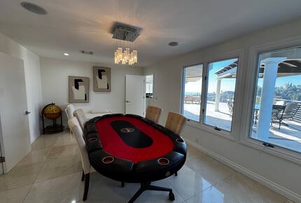 Hillside Luxe Retreat Above Sunset - Los Angeles, California