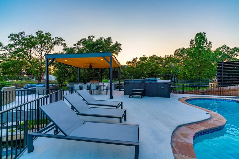 Sunset Haven on Lake LBJ - Kingsland, Texas