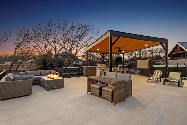 Sunset Haven on Lake LBJ - Kingsland, Texas