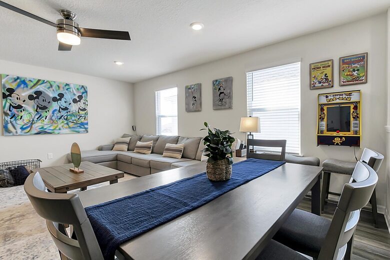 Spacious Family Villa in Windsor Island Resort - Davenport, Florida