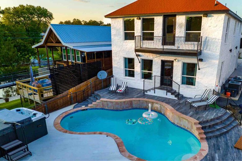 Sunset Haven on Lake LBJ - Kingsland, Texas