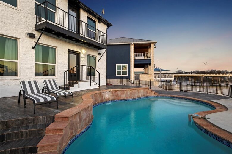 Sunset Haven on Lake LBJ - Kingsland, Texas