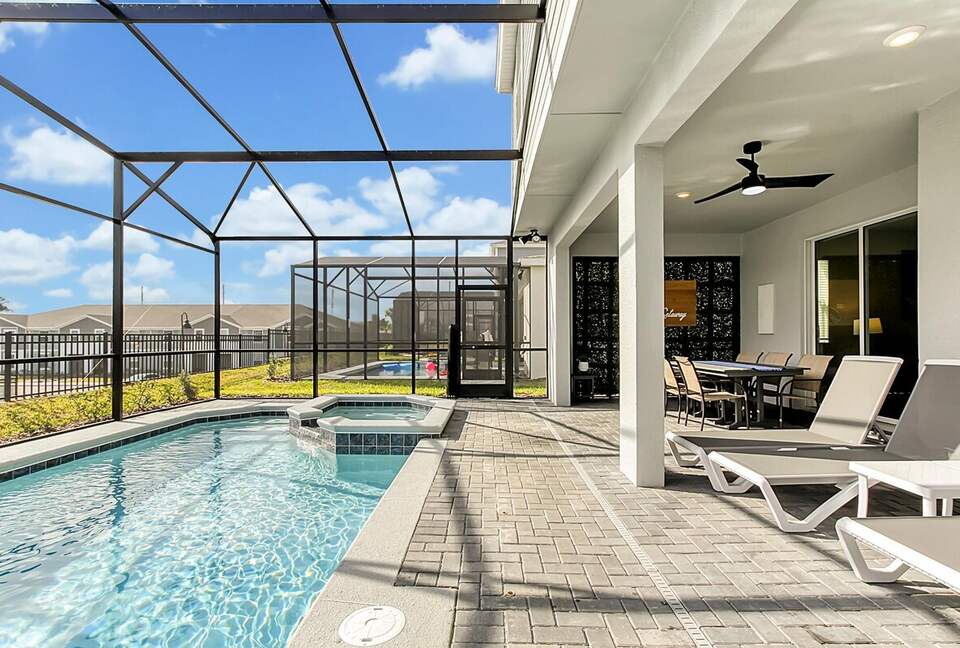 Spacious Family Villa in Windsor Island Resort - Davenport, Florida