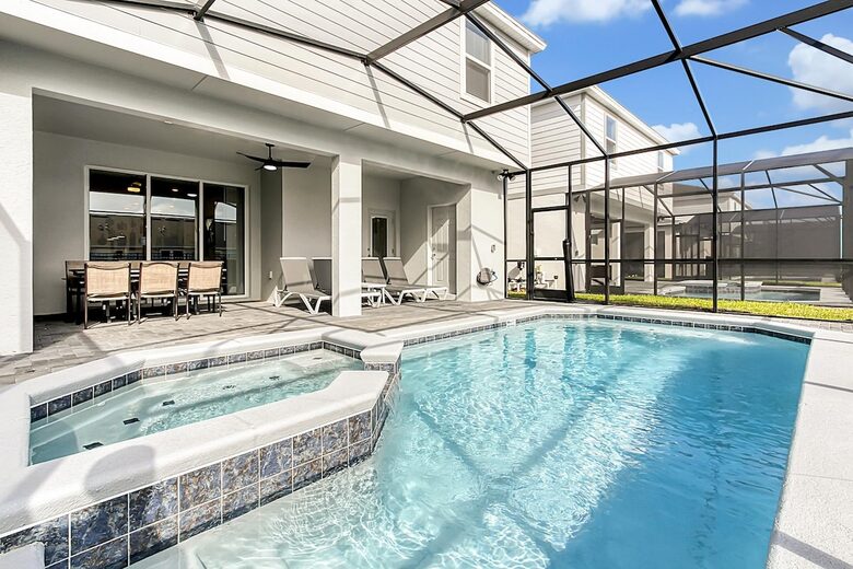 Spacious Family Villa in Windsor Island Resort - Davenport, Florida