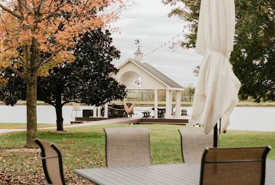 Stylish Country Haven Escape in Mayfield - Mayfield, Kentucky