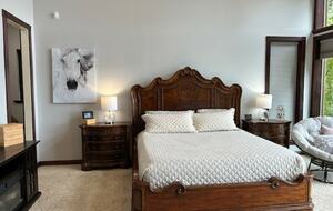 Seasonal Charm Water Front - Hot Springs, Arkansas