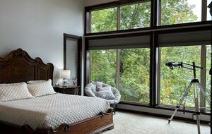 Seasonal Charm Water Front - Hot Springs, Arkansas