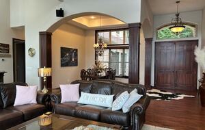 Seasonal Charm Water Front - Hot Springs, Arkansas