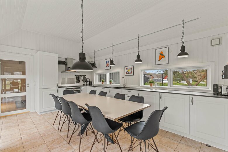 Danish Family Home – Indoor Pool, Sauna & Beach Nearby - Blåvand, Denmark