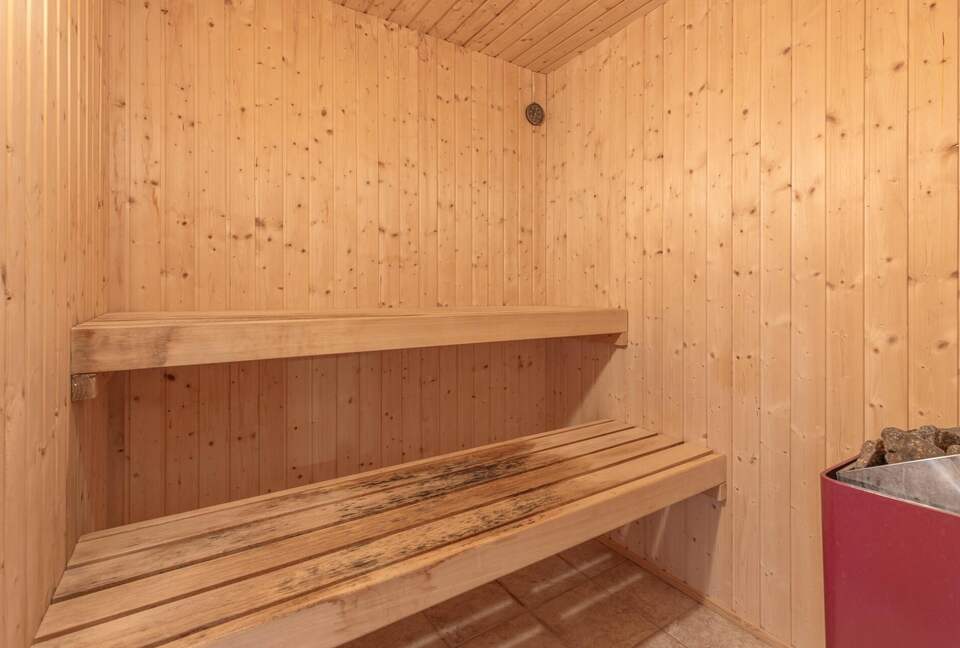 Danish Family Home – Indoor Pool, Sauna & Beach Nearby - Blåvand, Denmark