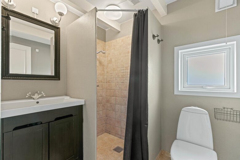 Danish Family Home – Indoor Pool, Sauna & Beach Nearby - Blåvand, Denmark