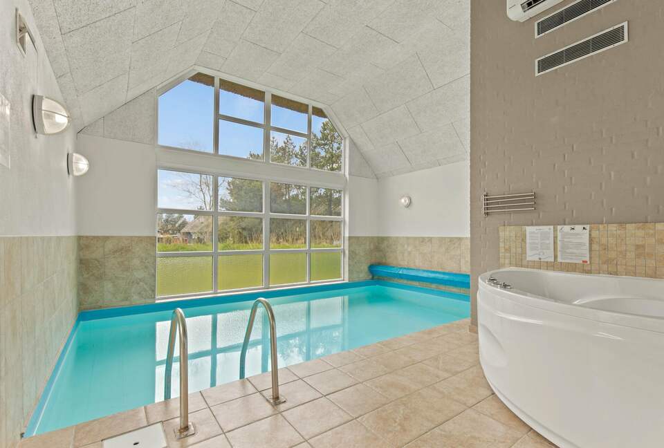 Danish Family Home – Indoor Pool, Sauna & Beach Nearby - Blåvand, Denmark