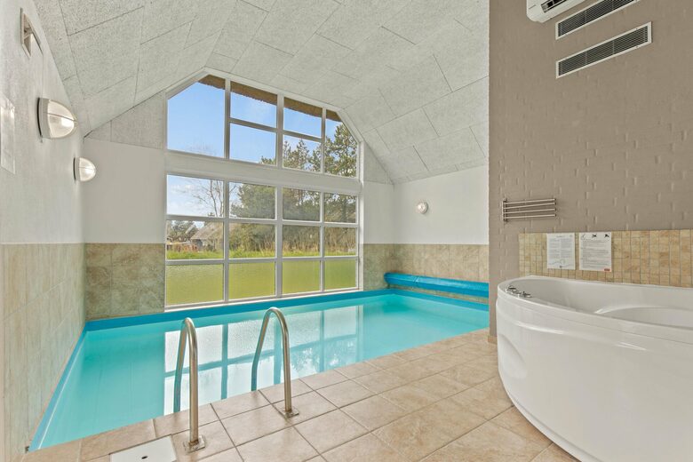 Danish Family Home – Indoor Pool, Sauna & Beach Nearby - Blåvand, Denmark
