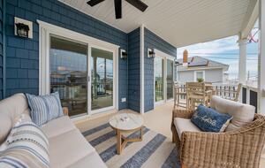 Modern 5-Bed Retreat Steps from Beach & Boardwalk - North Wildwood, New Jersey