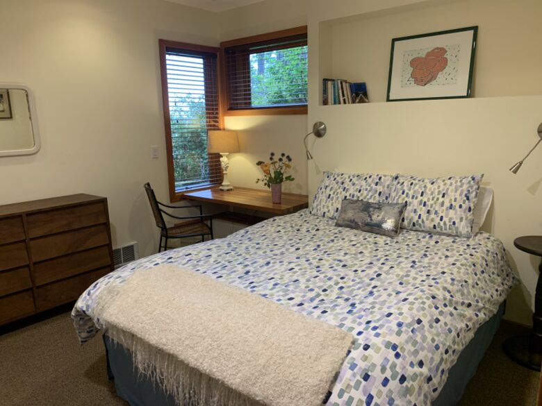 Whidbey Waterfront Haven - Greenbank, Washington