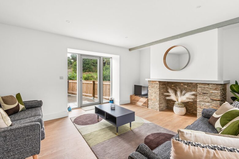 Elegant Stone Barn Retreat in South Milton - South Milton Devon, United Kingdom