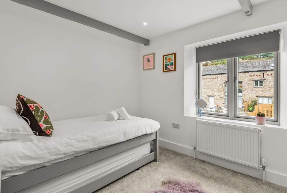 Elegant Stone Barn Retreat in South Milton - South Milton Devon, United Kingdom