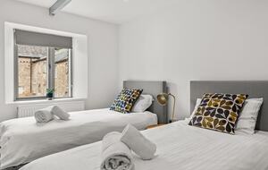 Elegant Stone Barn Retreat in South Milton - South Milton Devon, United Kingdom