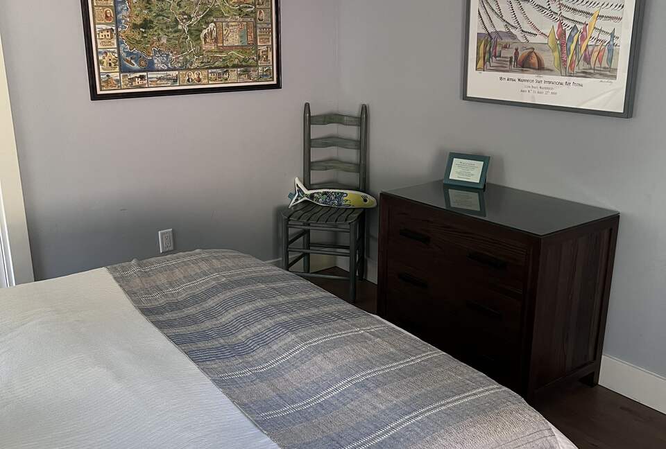 Downstairs guest bedroom #1