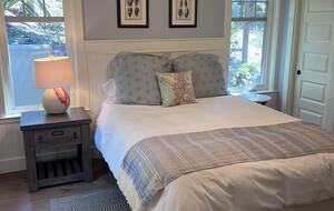 Downstairs guest bedroom #